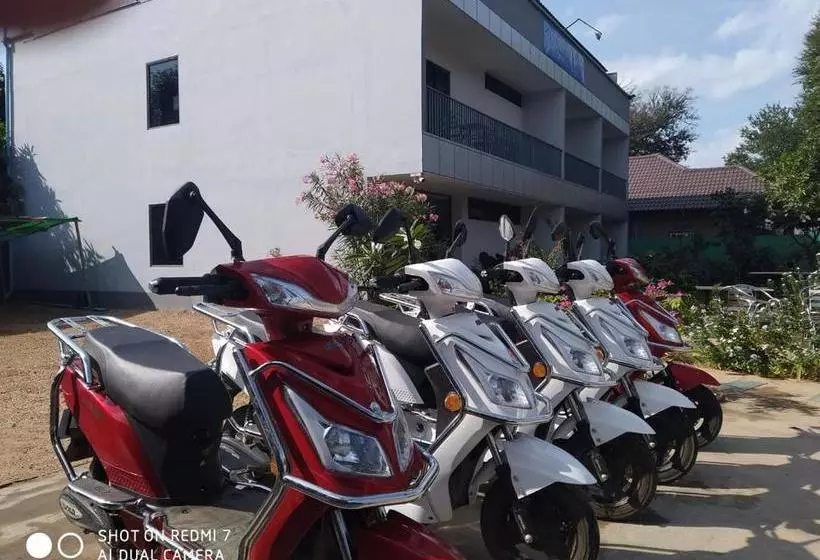 پانسیون Morning Star Guest House