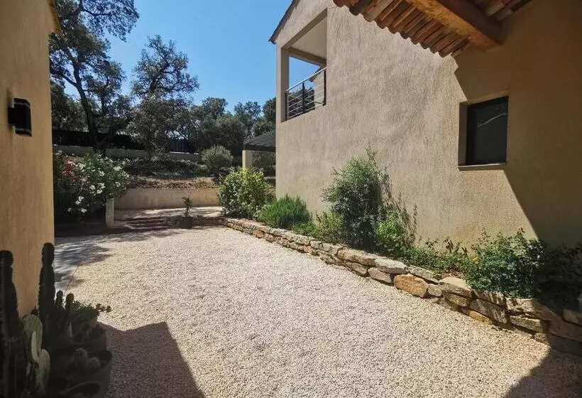 Majatalo Villa Saona