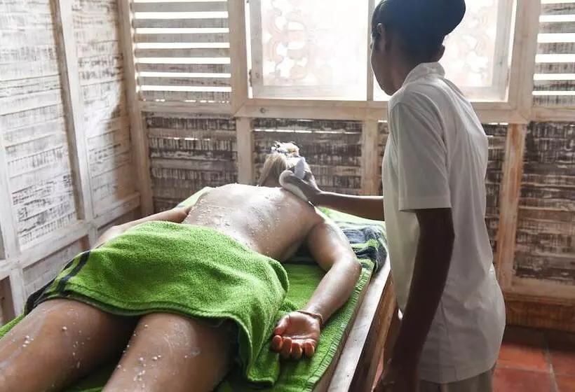 リゾートホテル Ayurvie Weligama  Ayurvedic Retreat By Thema Collection