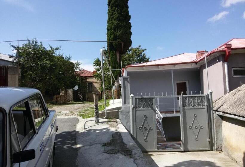 پانسیون Guesthouse Kiko