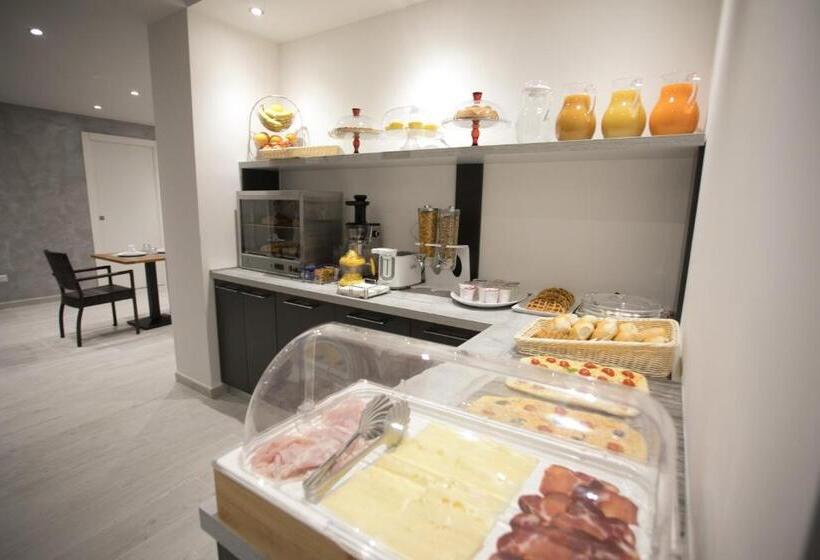 بنسيون Tropea Luxury & Charm