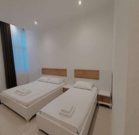 בית מלון כפרי Restaurant Univers