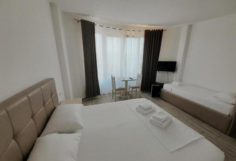 בית מלון כפרי Restaurant Univers