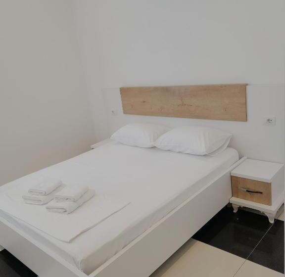 בית מלון כפרי Restaurant Univers