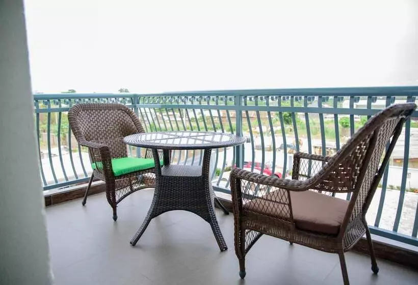 World Lilies Hotel & Events Place