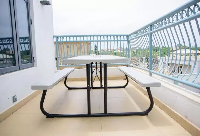 World Lilies Hotel & Events Place