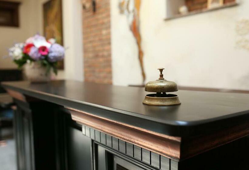 ペンション Artisans Boutique Villa