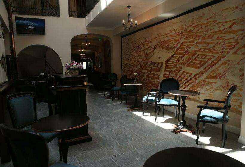 ペンション Artisans Boutique Villa