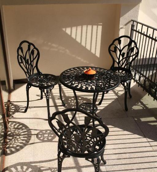 ペンション Artisans Boutique Villa