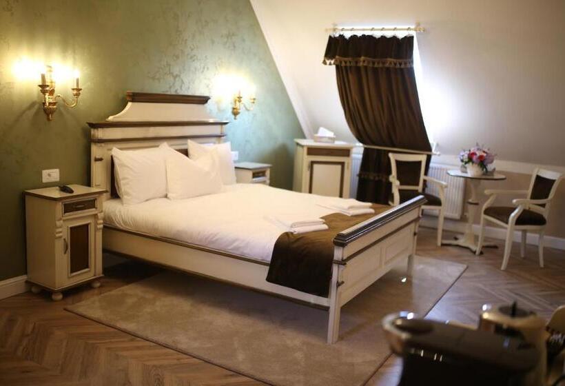 ペンション Artisans Boutique Villa