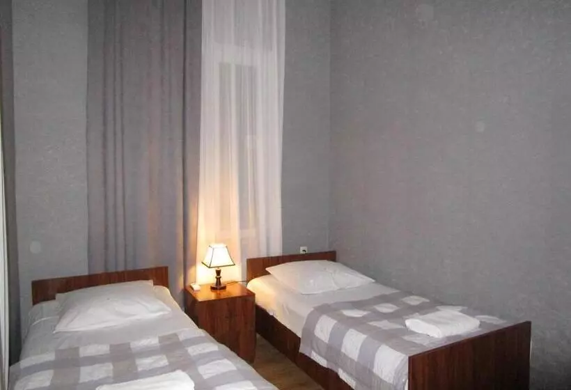 پانسیون Guest House T&n