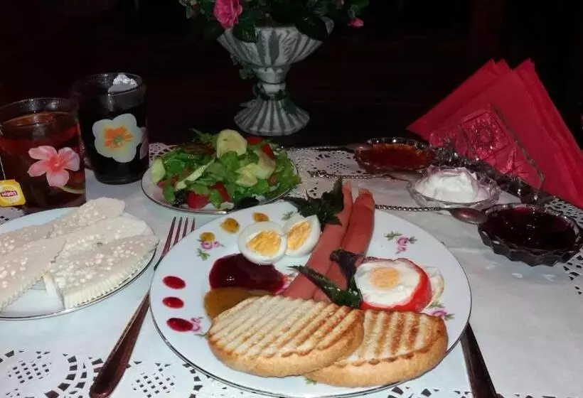 پانسیون Guest House T&n
