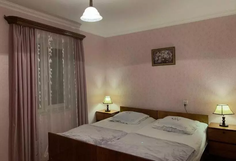 پانسیون Guest House T&n