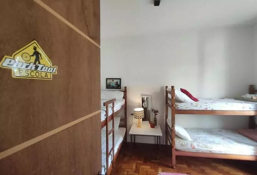 پانسیون Hospedaria   A Casa Café Arte   Valores Acessíveis