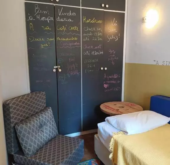 پانسیون Hospedaria   A Casa Café Arte   Valores Acessíveis