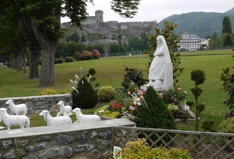 בית מלון כפרי Hôtel Saint Charles