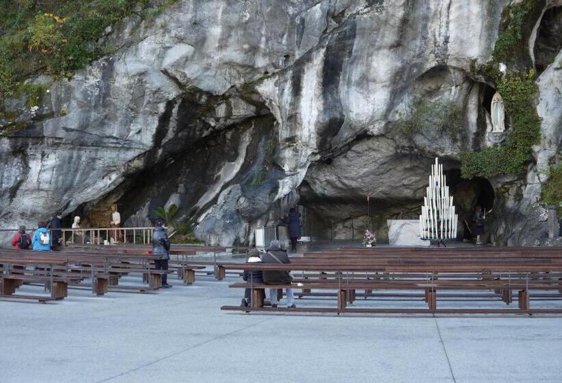 בית מלון כפרי Hôtel Saint Charles