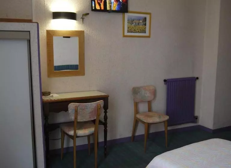 هتل Hôtel Saint Charles
