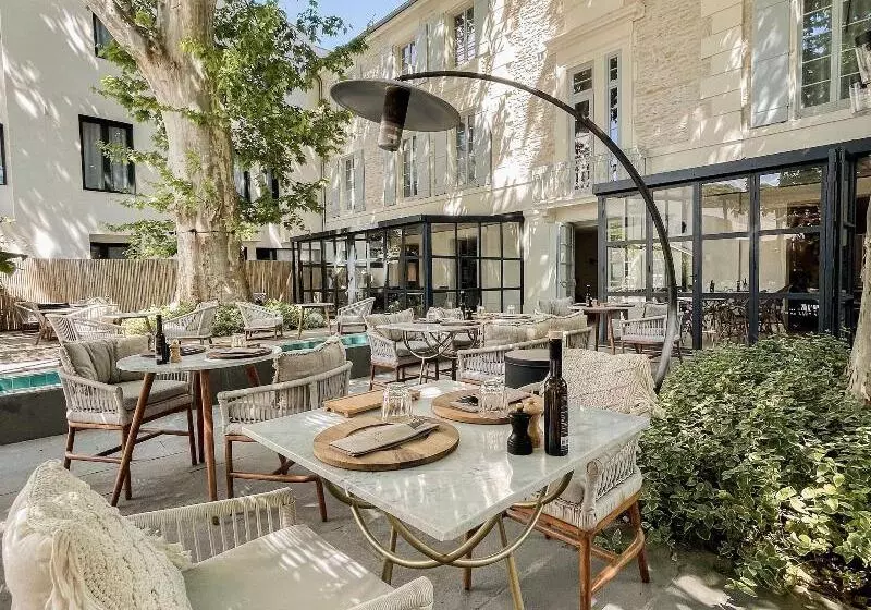 Hotelli Le Saint Remy