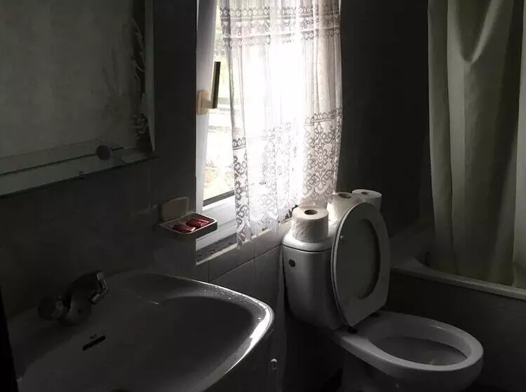 ペンション Hostal Illan