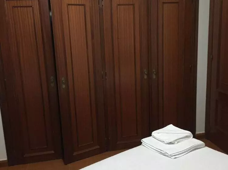 ペンション Hostal Illan