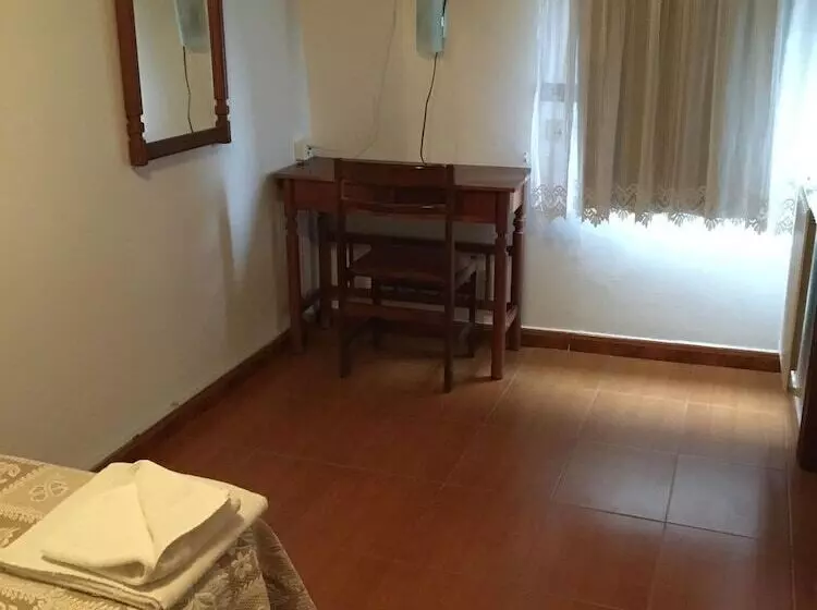 ペンション Hostal Illan