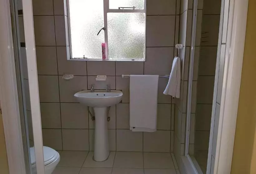 ペンション Victoria Oaks Guesthouse