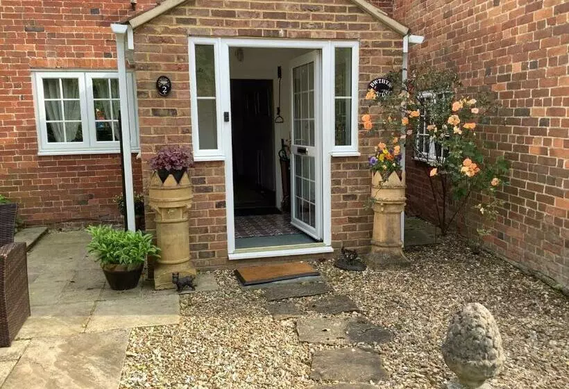 Aamiaismajoitus (B&B) Bwthyn Cudd