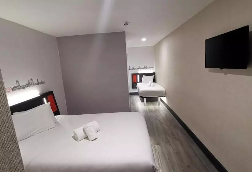 Easyhotel Leeds