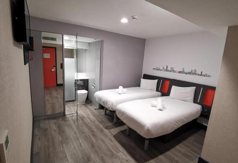 Easyhotel Leeds