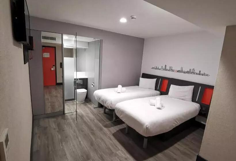 Easyhotel Leeds