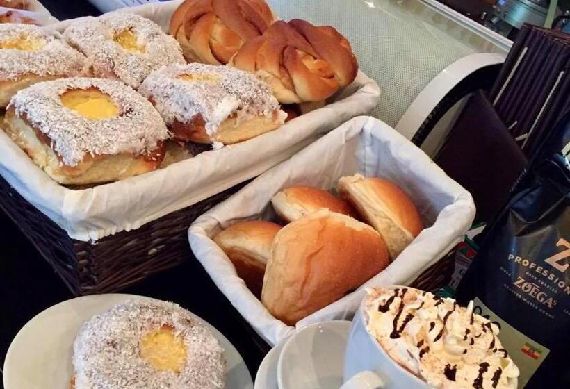 膳宿费 Stryn Kaffebar & Vertshus