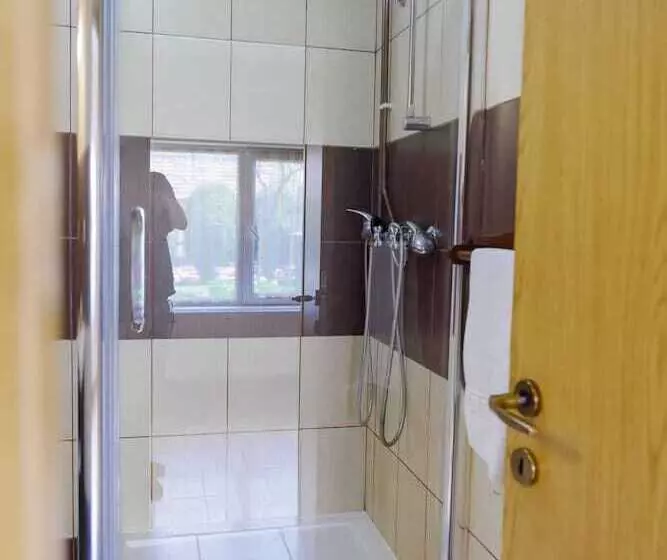 Retkeilymaja Cristian Inn