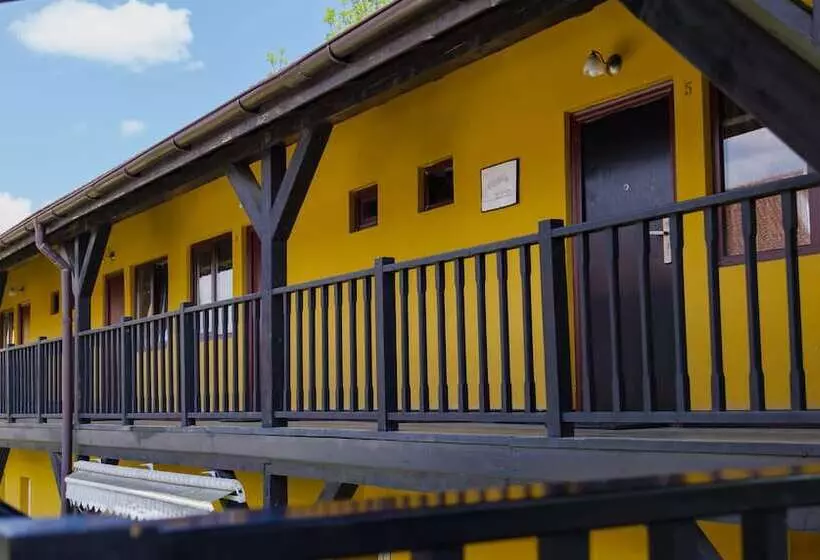 Retkeilymaja Cristian Inn