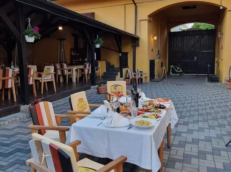 Retkeilymaja Cristian Inn