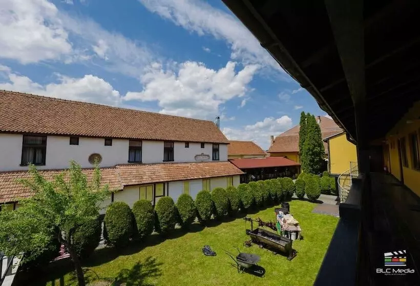 Retkeilymaja Cristian Inn