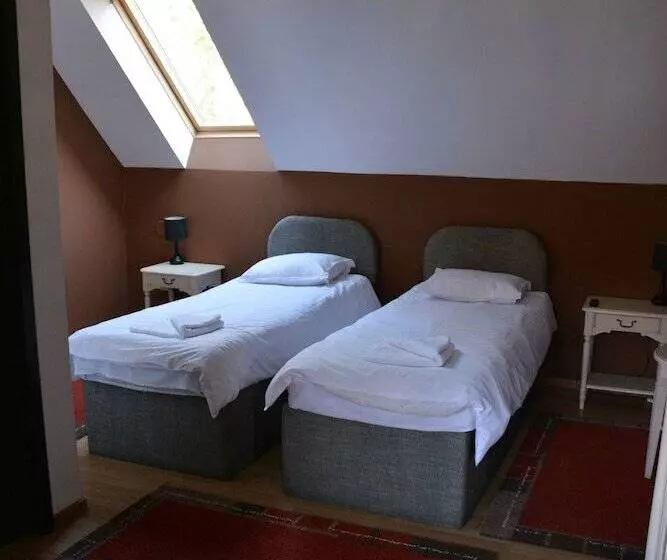 Retkeilymaja Cristian Inn