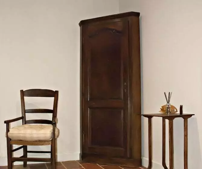 Aamiaismajoitus (B&B) Chartreuse De Mougeres   Pézenas