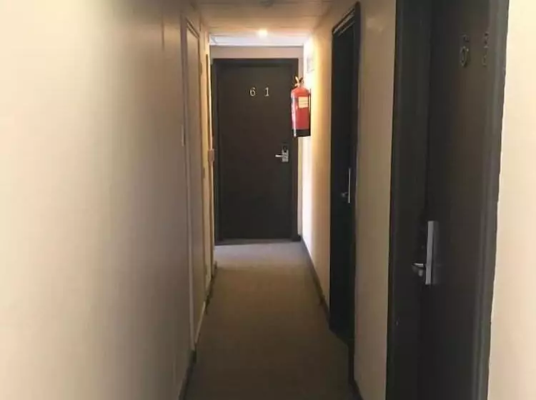 ホテル Businessburg