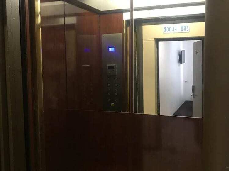 ホテル Businessburg