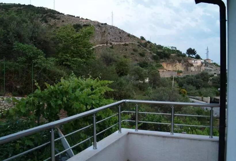 پانسیون Belvedere Adriatica