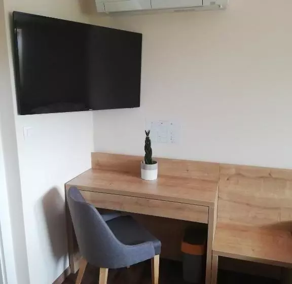 پانسیون Gostilna S Prenočišči Pav