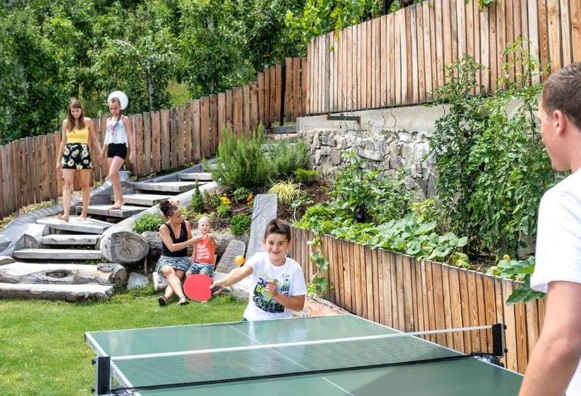 膳宿费 Niederhof Life