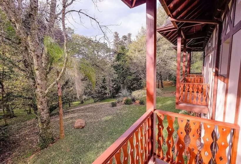 Hotelli Jardins Da Colina