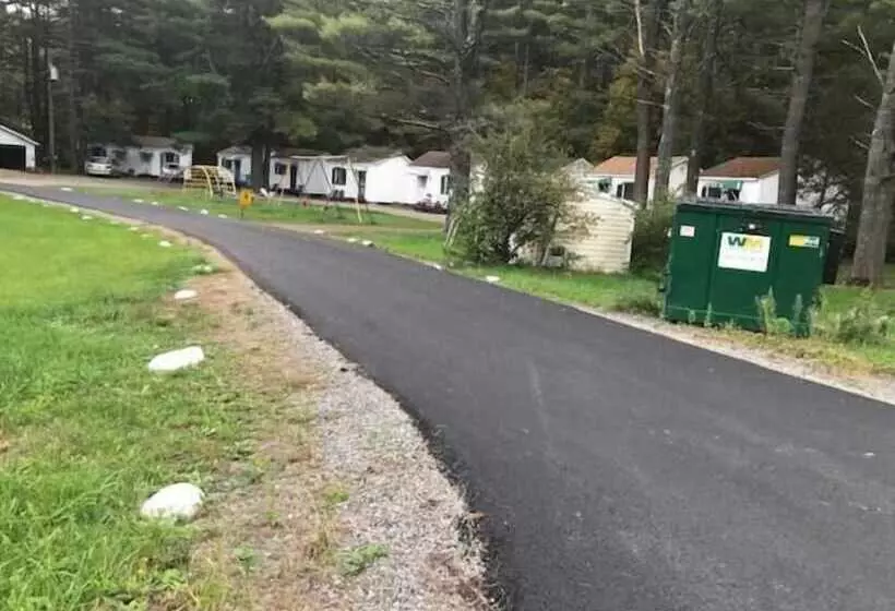 Catskill Motor Court Motel