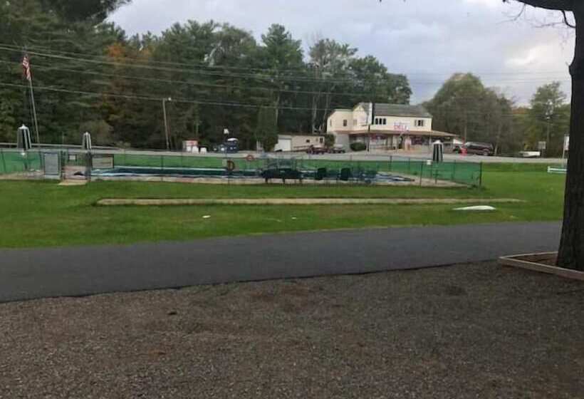 Catskill Motor Court Motel