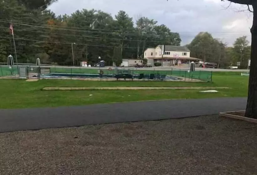 Catskill Motor Court Motel