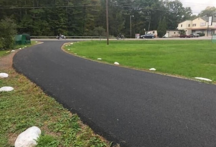 Catskill Motor Court Motel