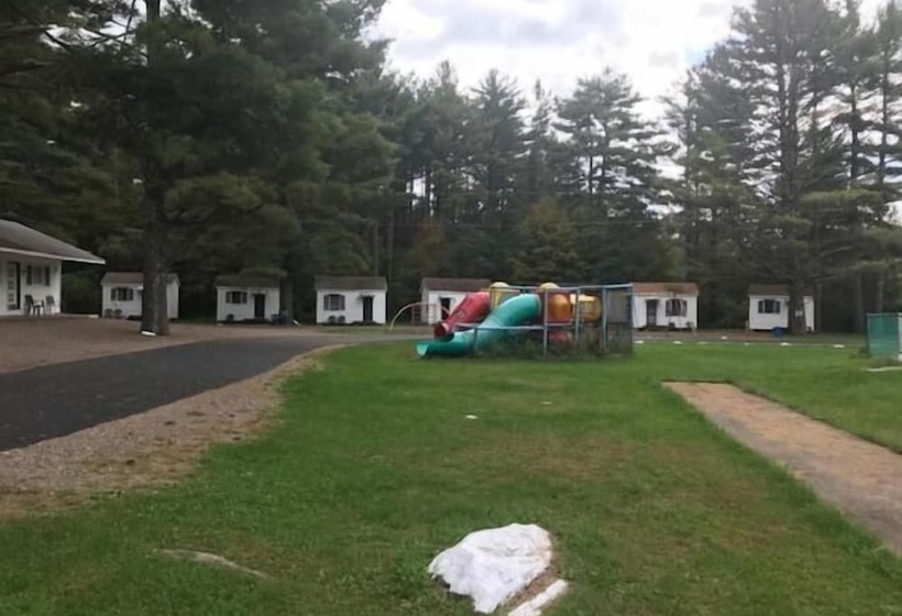 Catskill Motor Court Motel