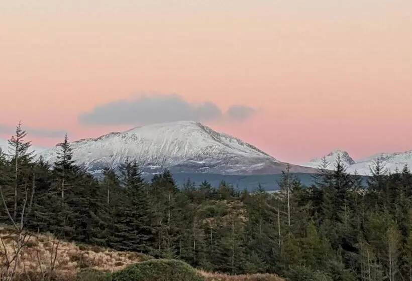 Majatalo Drumfearne Guesthouse & Tearoom